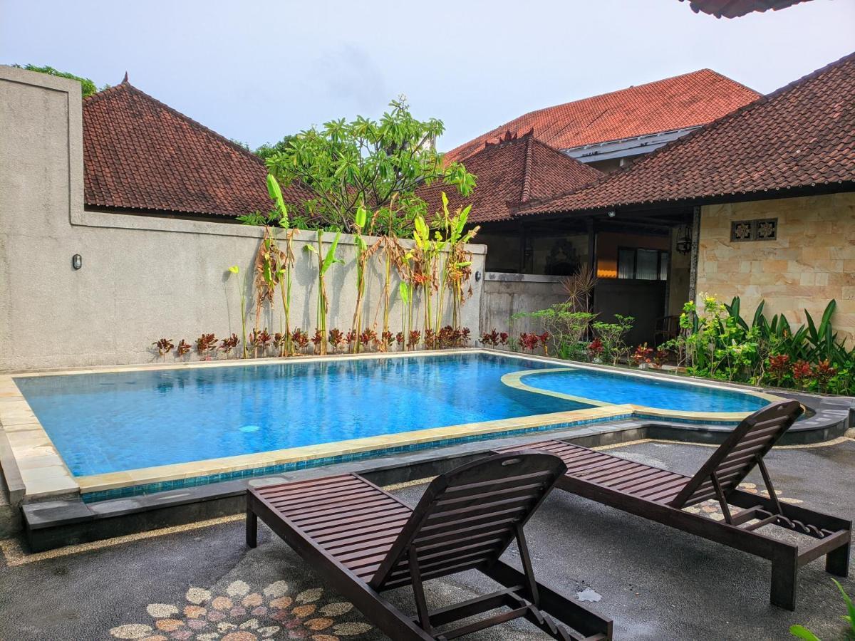 Taman Sari Cottages Кута Екстериор снимка