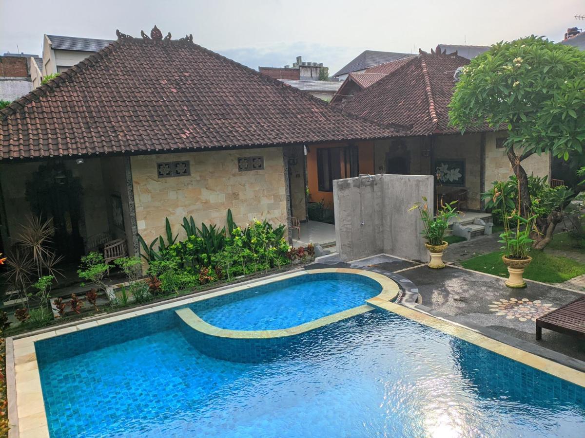 Taman Sari Cottages Кута Екстериор снимка