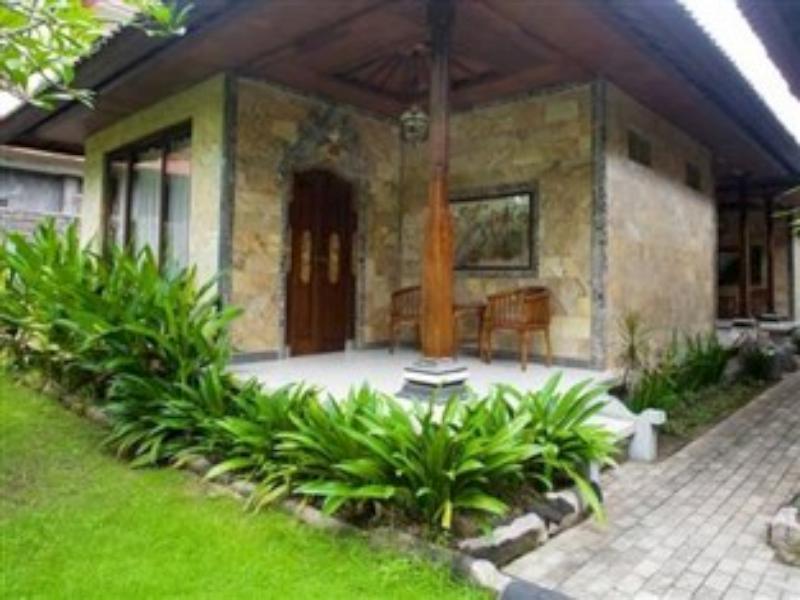Taman Sari Cottages Кута Екстериор снимка